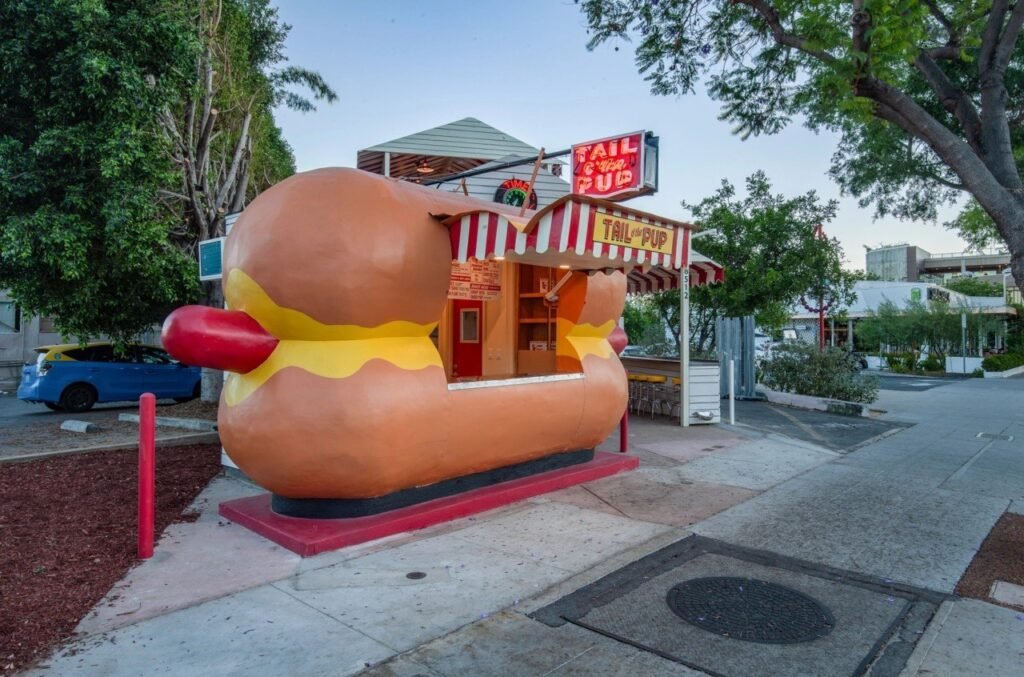 Tail O’ the Pup hot-dog-shaped stand on Santa Monica Boulevard in West Hollywood, California