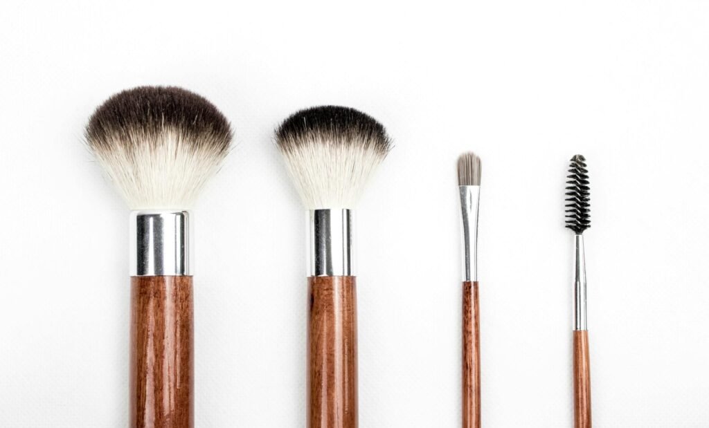 brown and silver makeup brush set