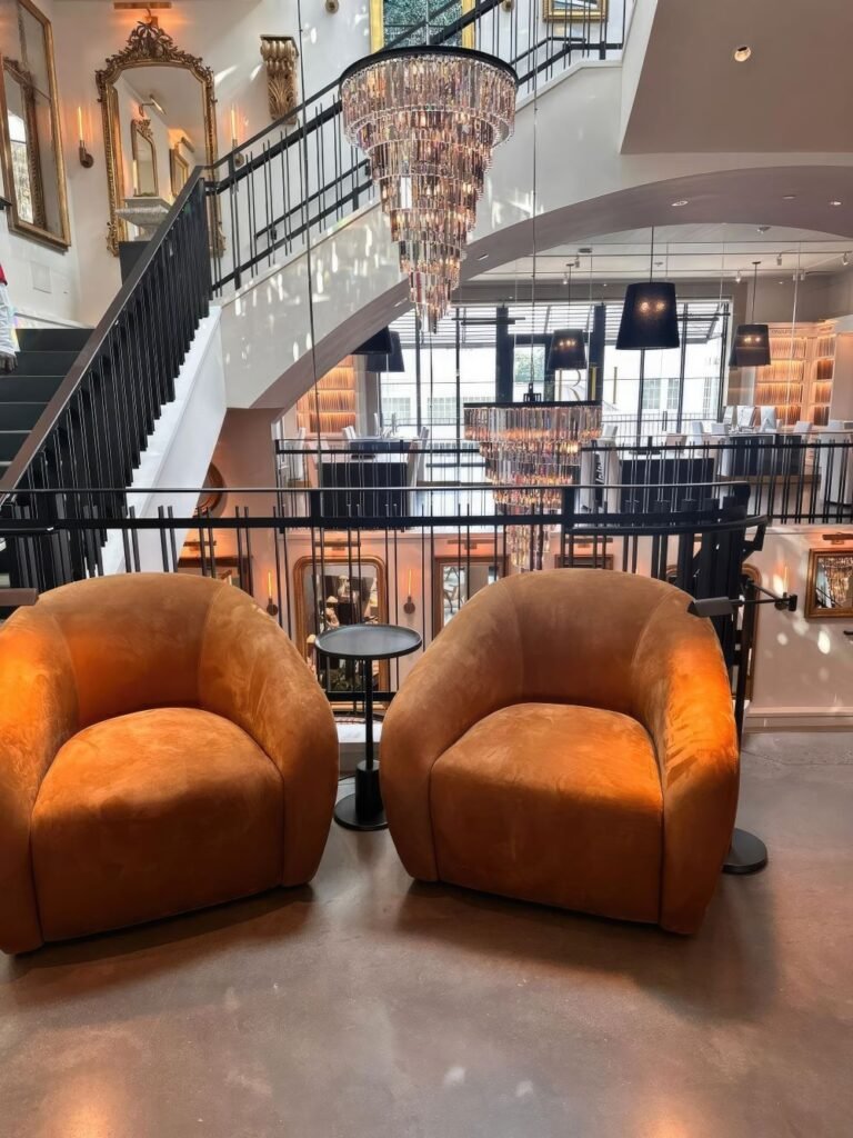 Top Hotels, Attractions & Local Eats In Boston